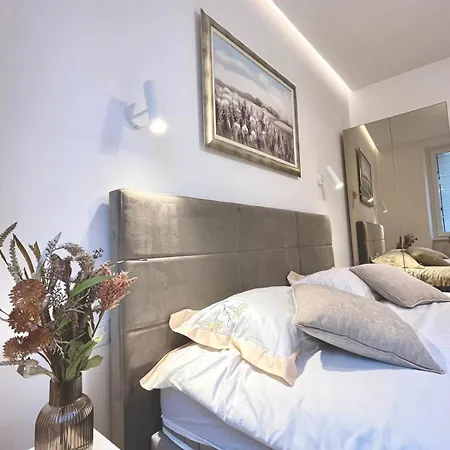 Old Town Bolero Luxury Appartement *