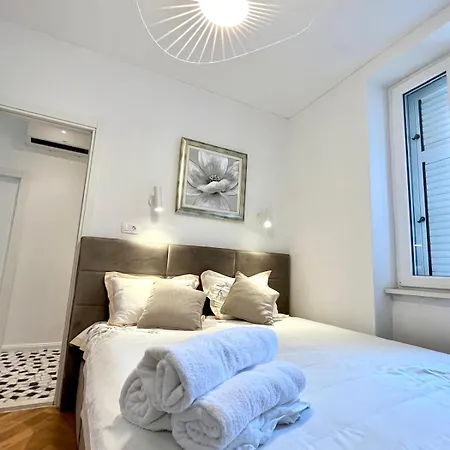 Old Town Bolero Luxury Split